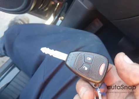 2013 Jeep Compass Sport z USA, uszkodzony, nr VIN 1C4NJCBA2DD246492